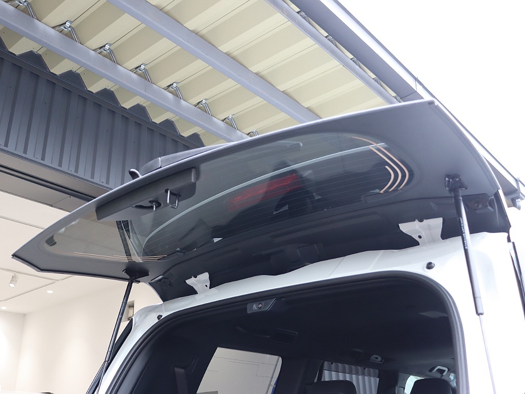 リアハッチガラス開閉可能！