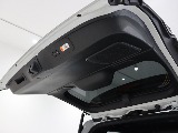 パワーバックドア装備済み！ボタン一つでラクラク開閉！