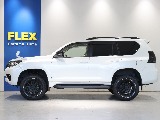 オリジナルパーツと社外パーツが沢山インストールされた1台となっております☆