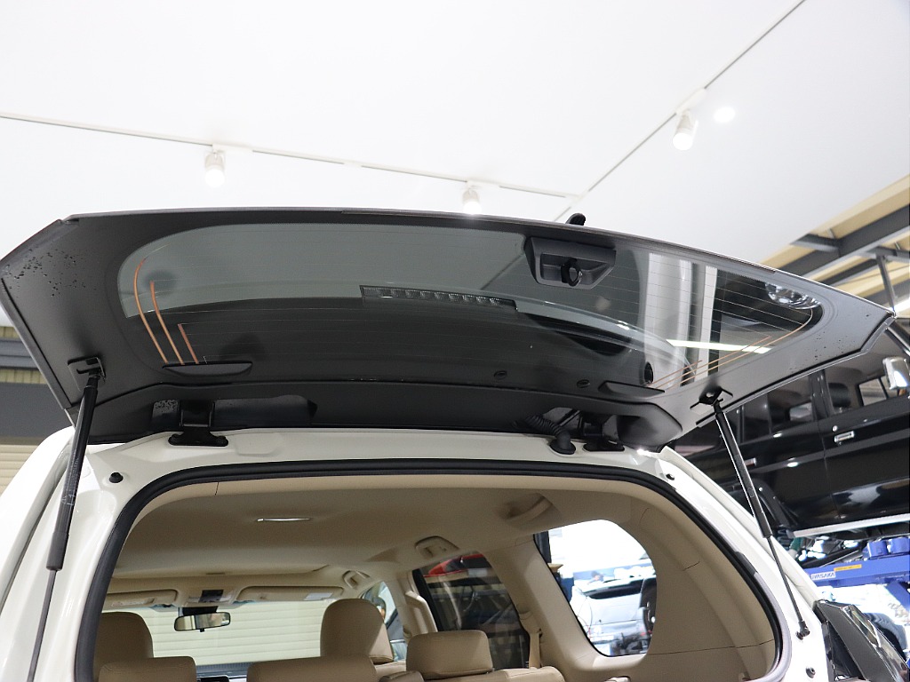 リアハッチガラス開閉可能！