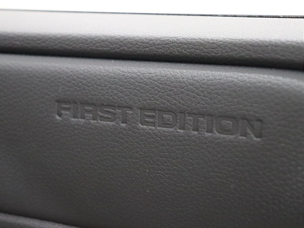 専用ロゴ刻印入り！