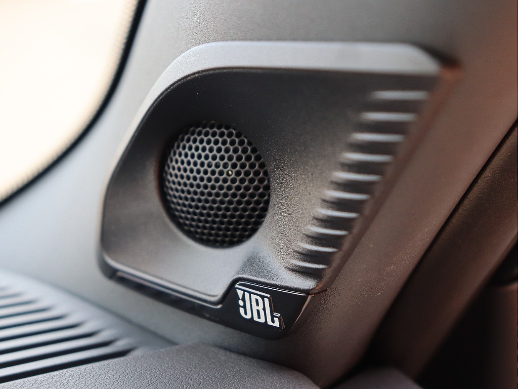 JBLプレミアムサウンド！