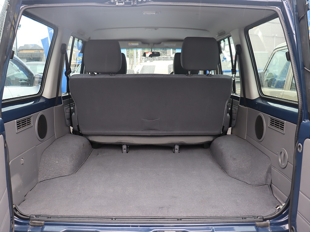 広々とした荷室をご利用いただけます！