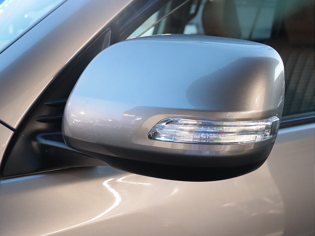 サイドミラー！