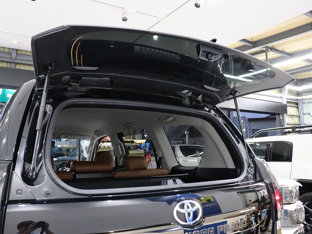 リアハッチガラス開閉可能！