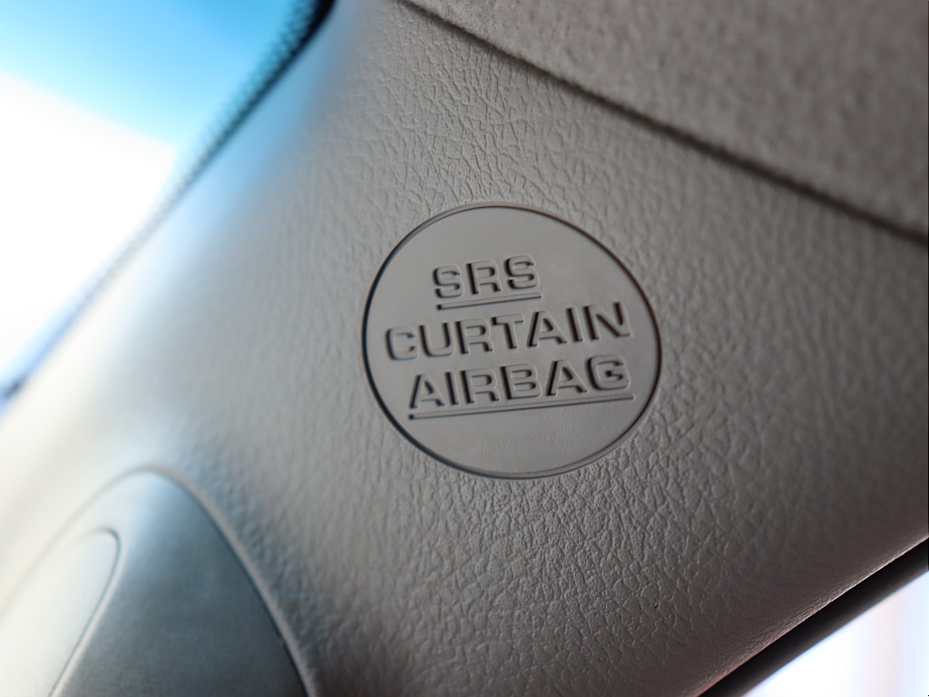 SRSカーテンエアバッグ！