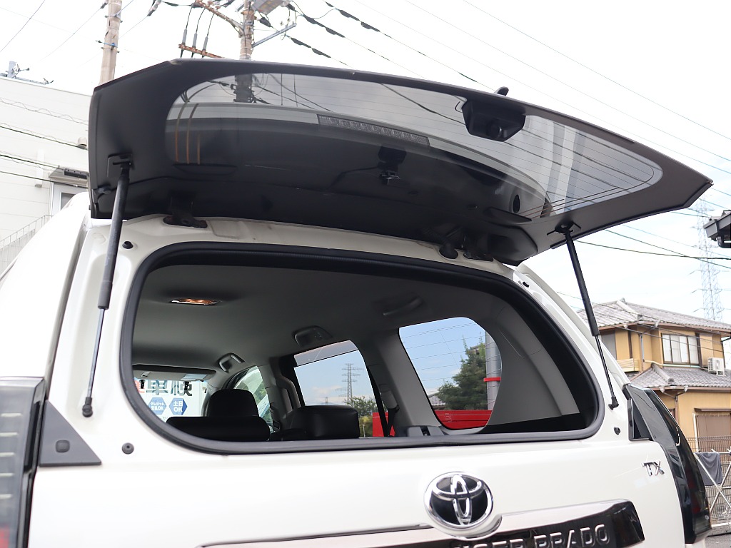 リアハッチガラス開閉可能！