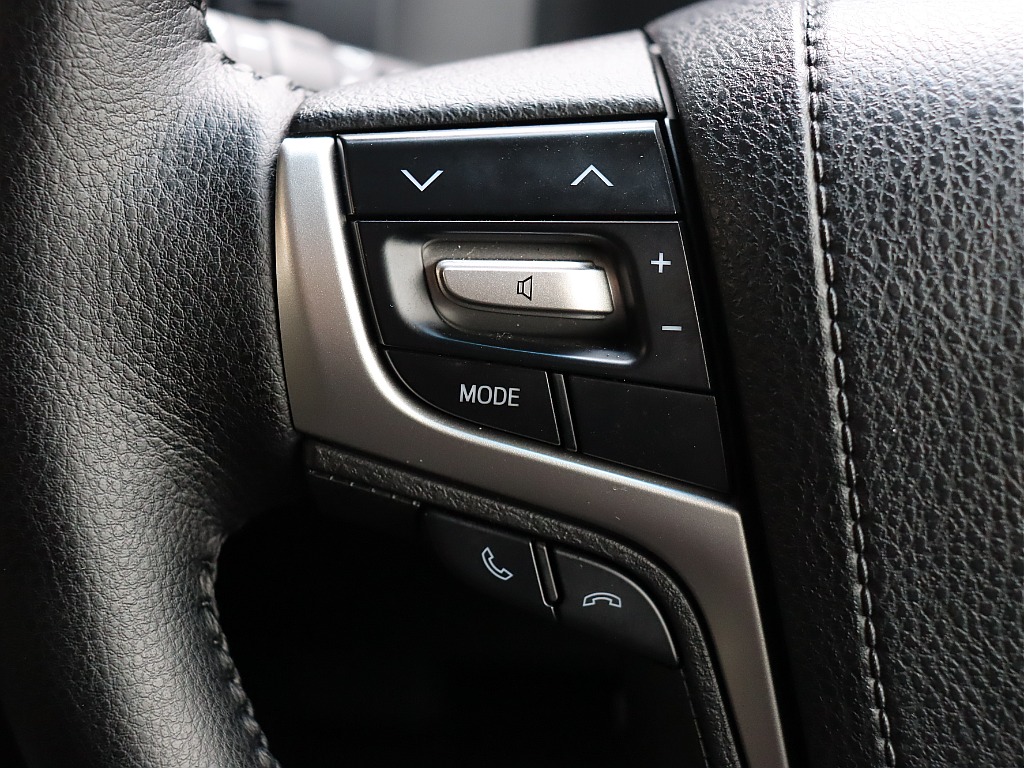 ステアリングスイッチ！