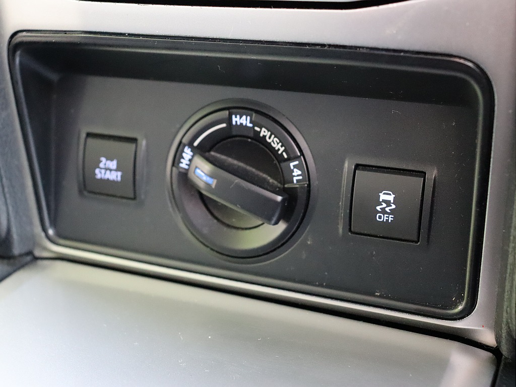 ダイヤル式トランスファー切り替えスイッチ！