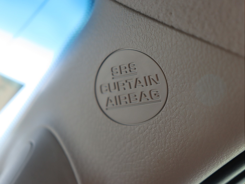 SRSカーテンエアバッグ！