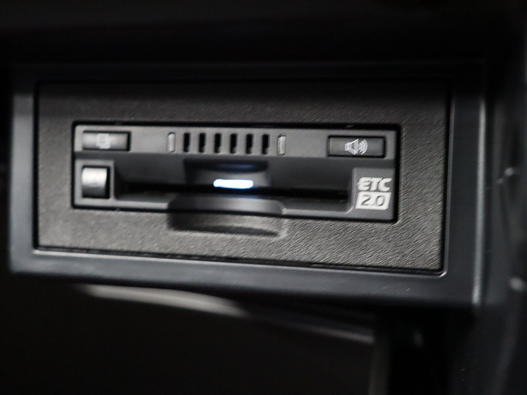 ビルトインETC2.0車載器装備！
