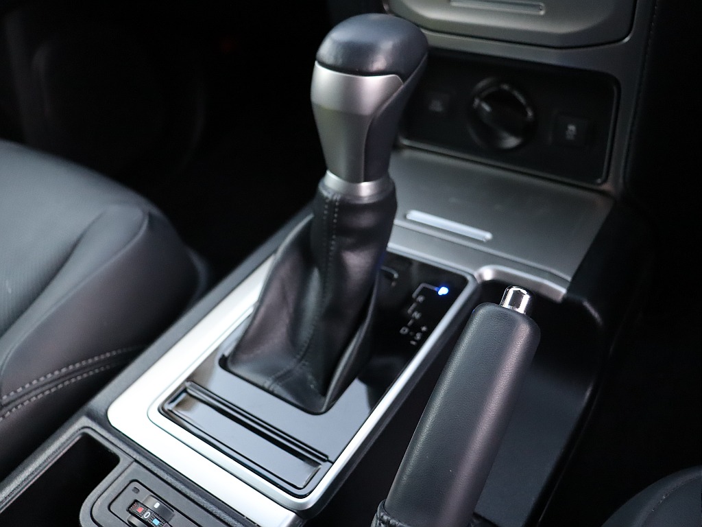 しシフトノブ周り！