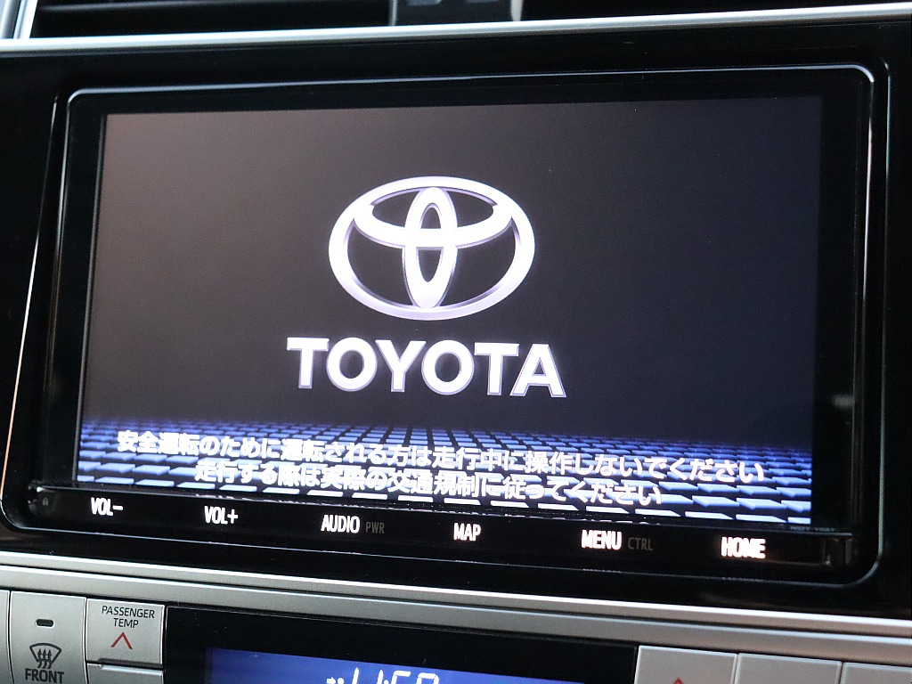 純正9インチナビ！