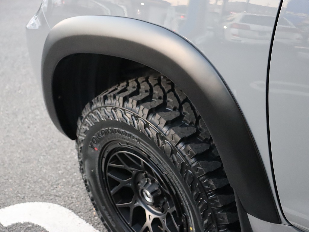 エルフォードオーバーフェンダーマッドブラック！