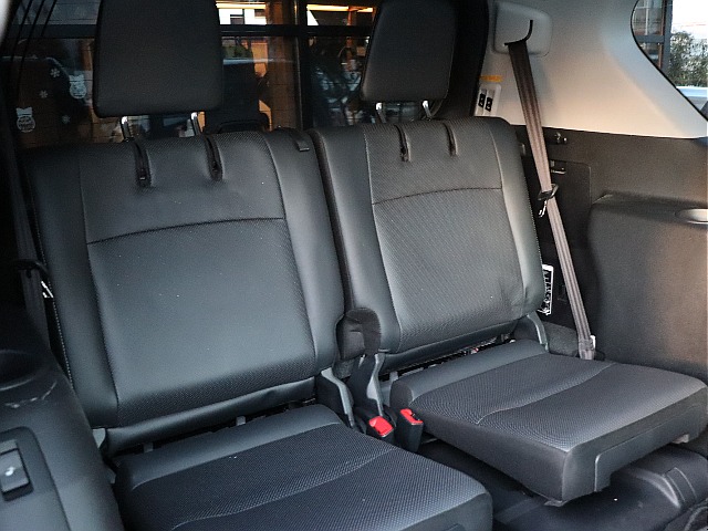 7人乗りなのでサードシート付き！