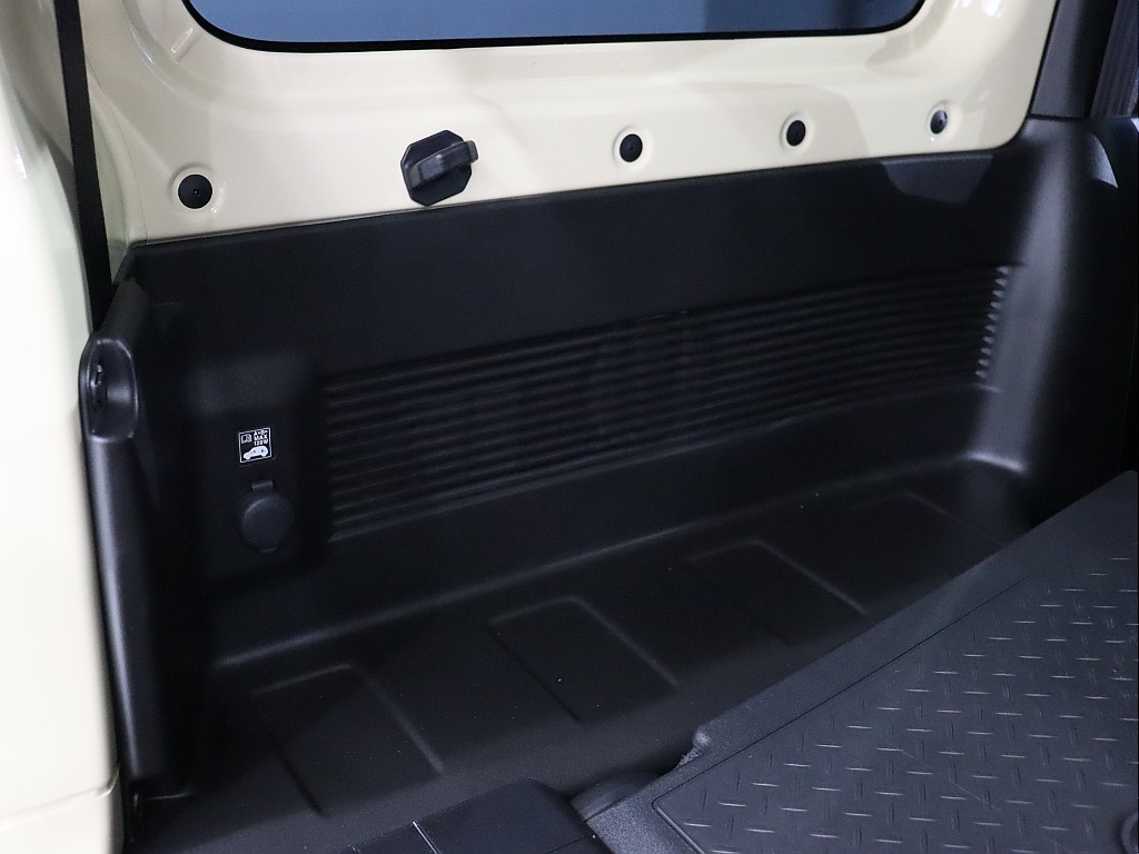 ラゲッジ内張り！