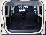 広々とした荷室をご利用いただけます！