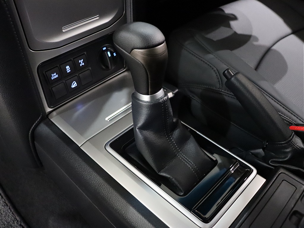 新品ウッドコンビシフトノブ！