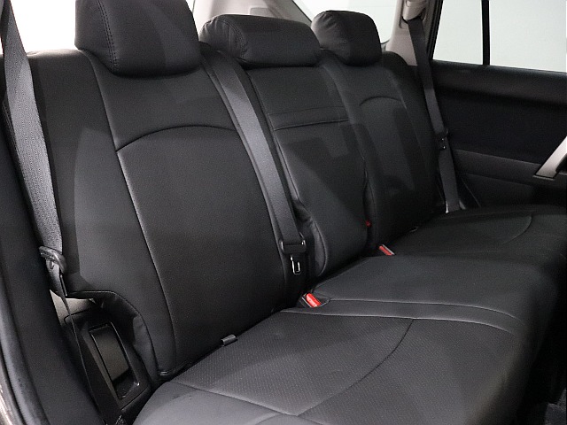 2列目シート！新品ブラックシートカバー装備！