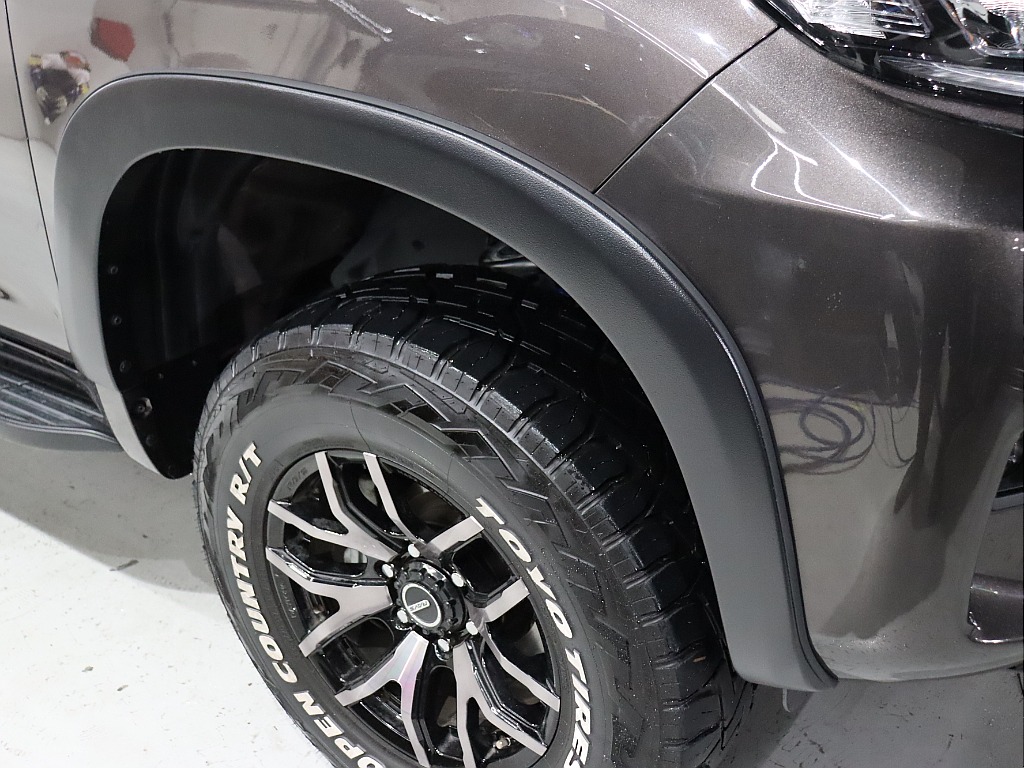 新品モトレージオーバーフェンダー装備！