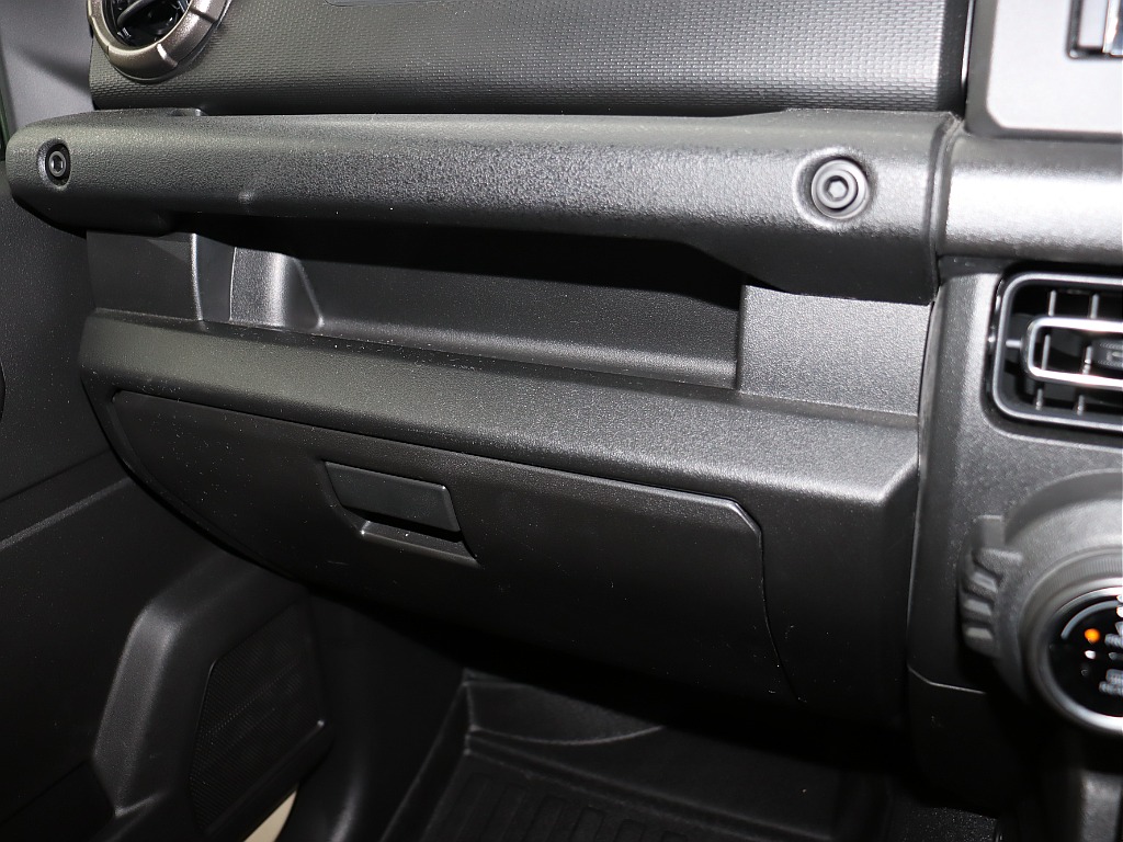 グローブボックス周り！