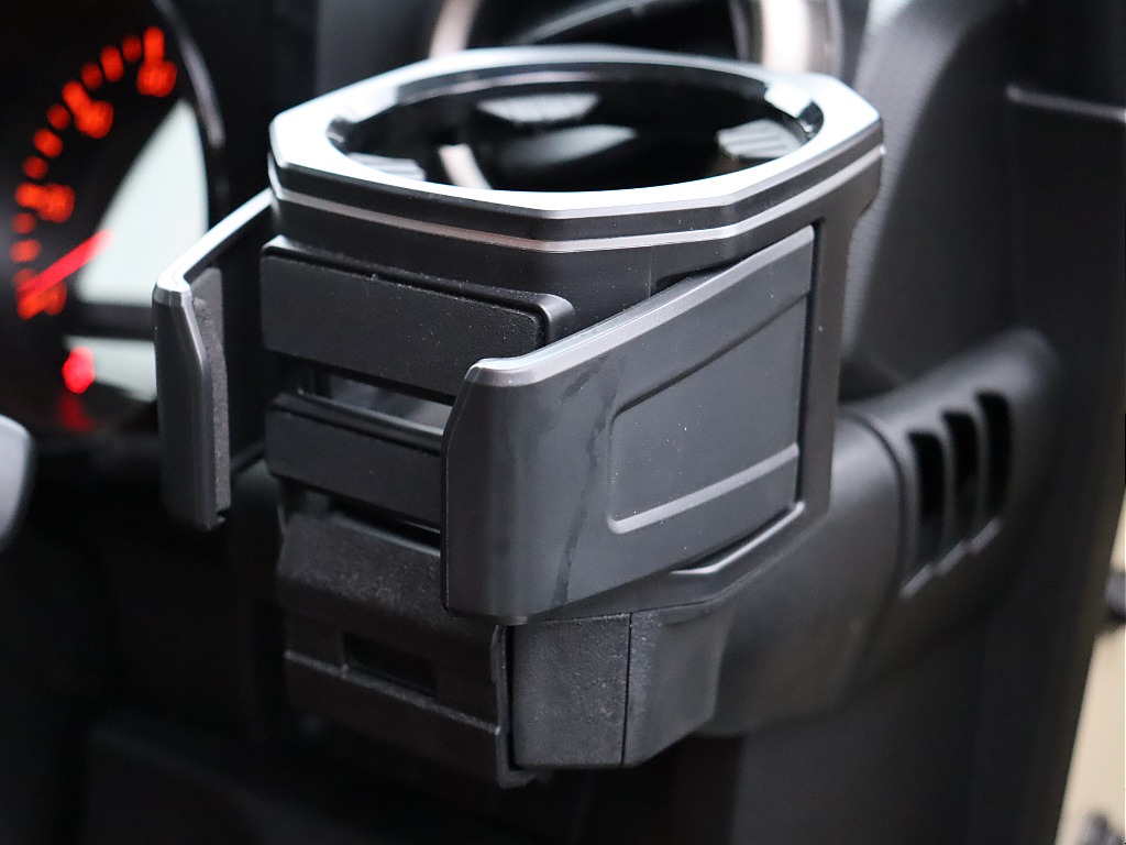 社外ドリンクホルダー！