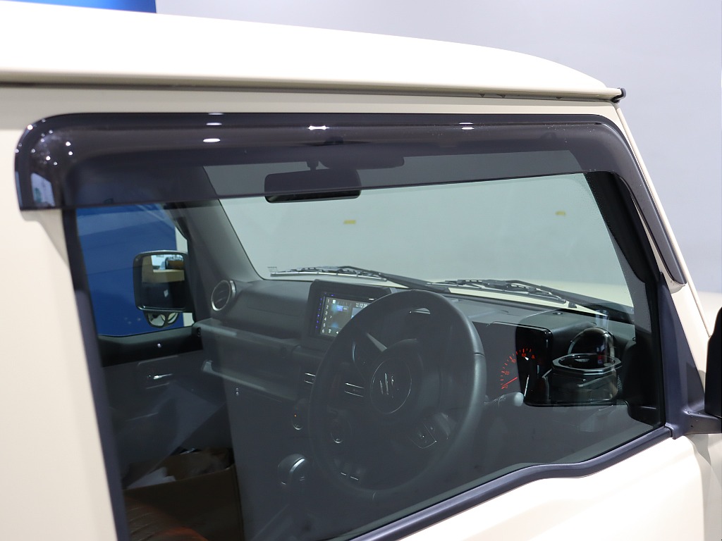 サイドバイザー！