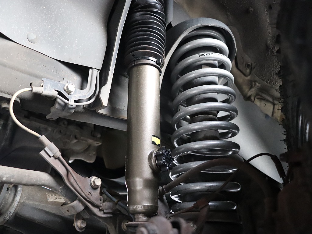 JAOS製 14段階調整式ショックアブソーバー！