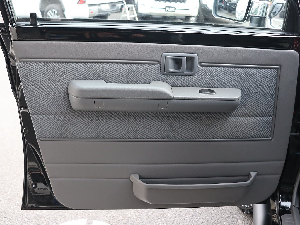 各内張りの状態も良好です！