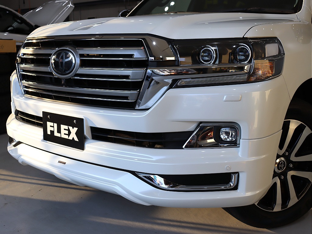 フロントモデリスタエアロ装着！ヘッドライトは専用インナーブラックヘッドライト！