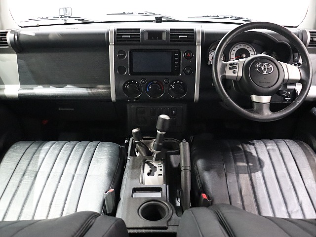 遊び心溢れるインパネ廻り！