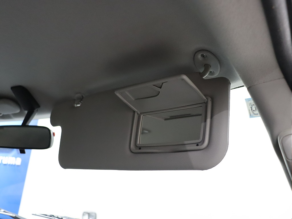 ミラー付きサイドバイザー！