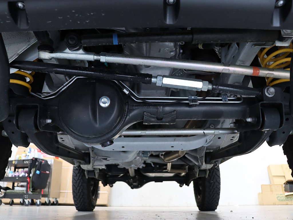 ラテラルロッド入ってます！