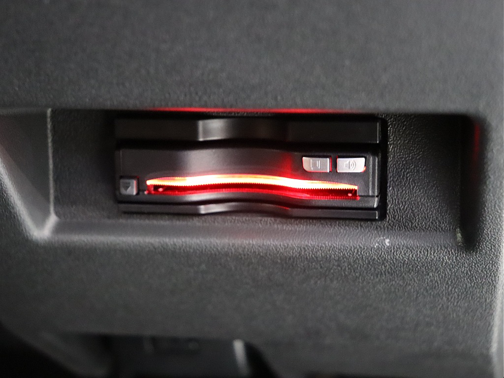 ビルトインETC2.0車載器装備！