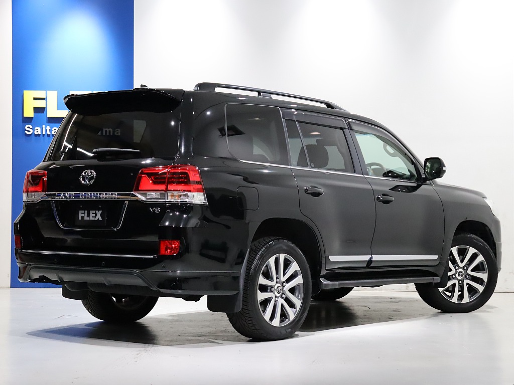 大変珍しい【AX　Gセレクション】のお車となっております！