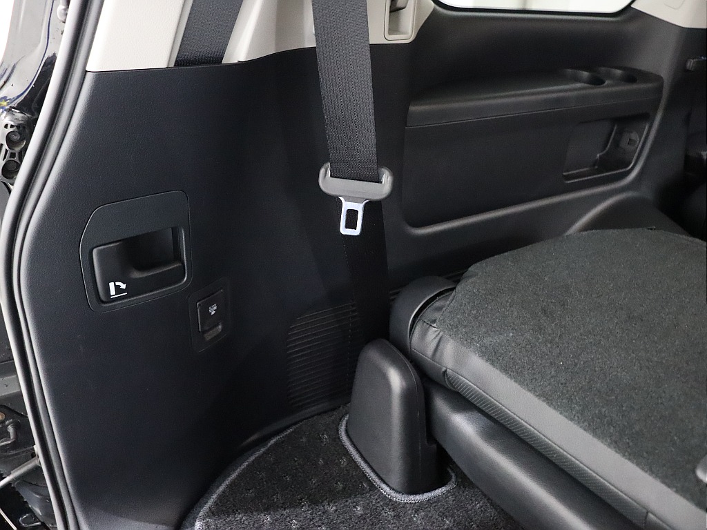 ラゲッジ内張り！