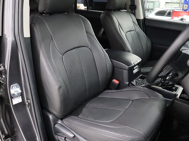 1列目！ブラックシートカバー装着！