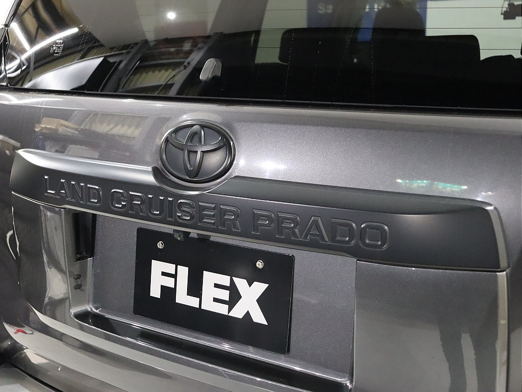 リアガーニッシュマッドブラック！