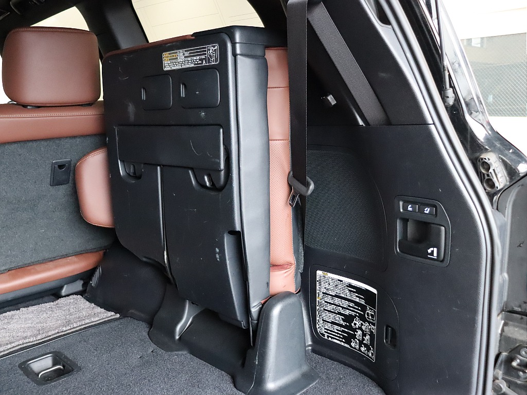 ラゲッジ内張り！