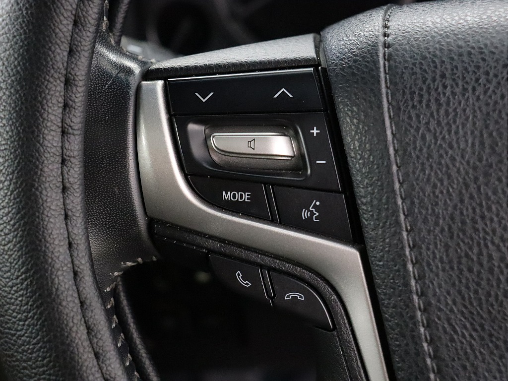 ステアリングスイッチ！