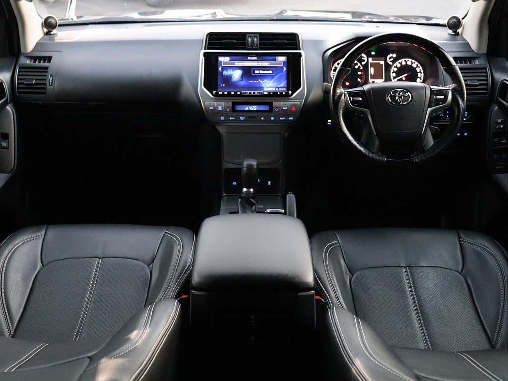 遊び心溢れるインパネ周り！