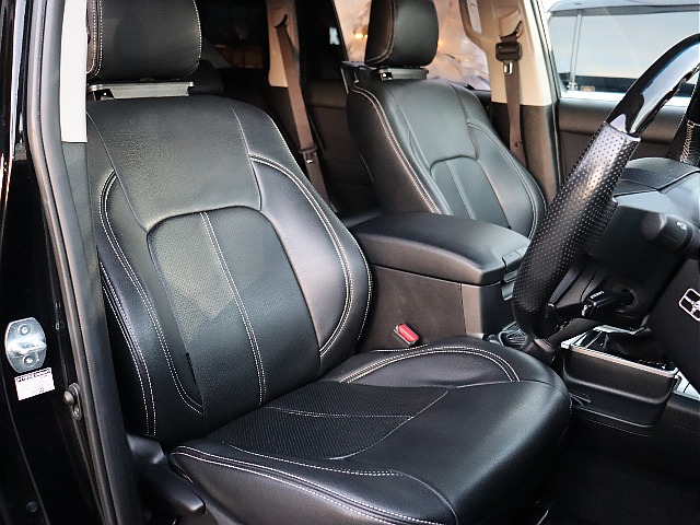 1列目シート！社外シートカバー装備済み！