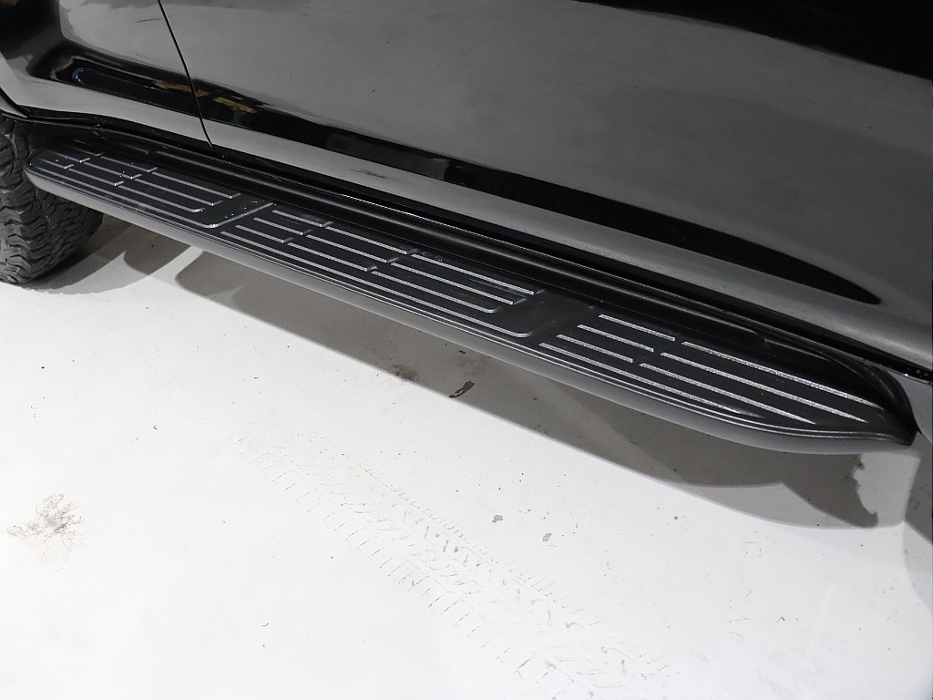 純正サイドステップ！