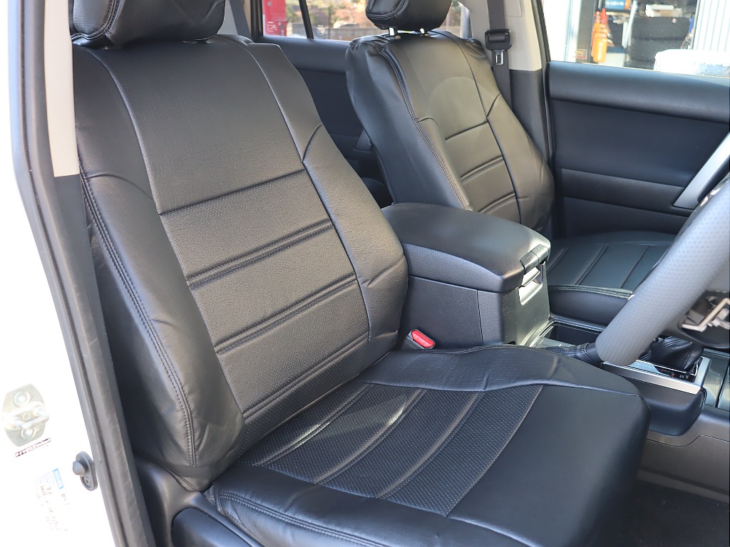 1列目！ブラックシートカバー装着！