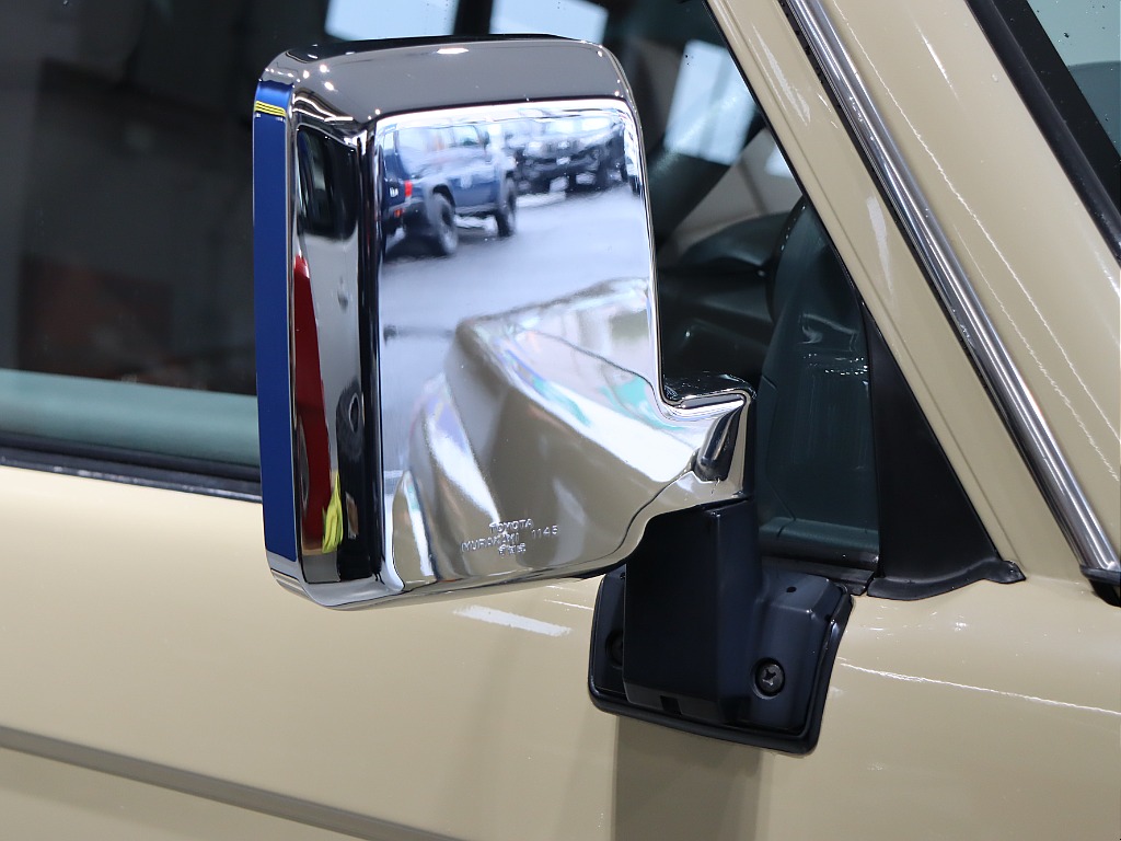 サイドミラー！