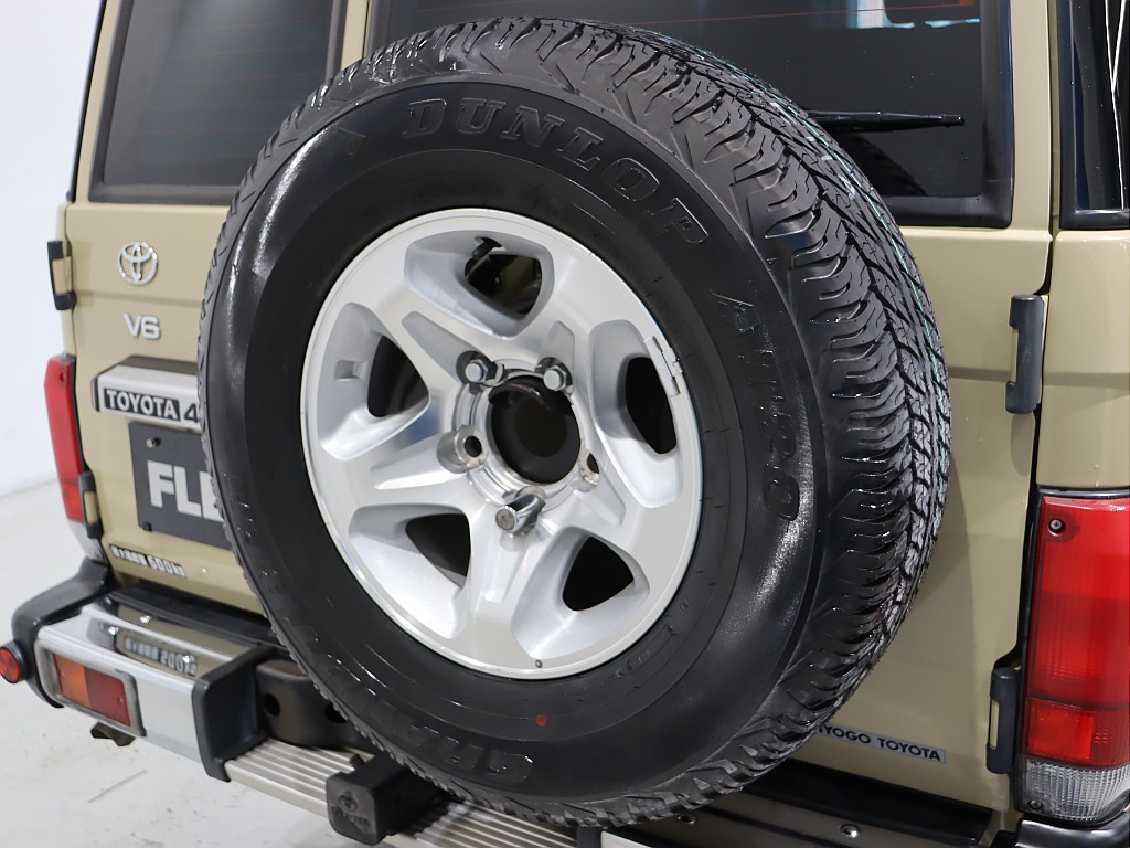 スペアタイヤ！