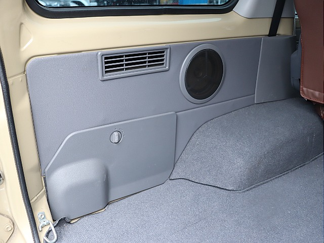 ラゲッジ内張りの状態も良好です！