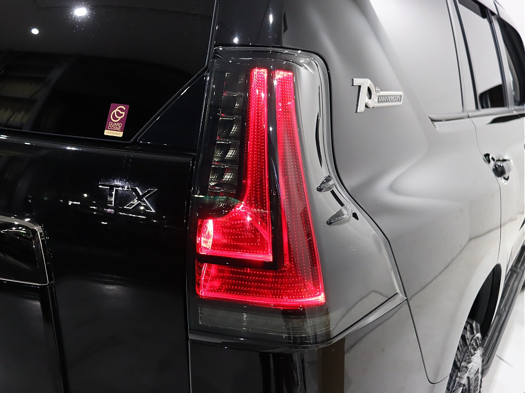 新品アルティメットテールランプ！
