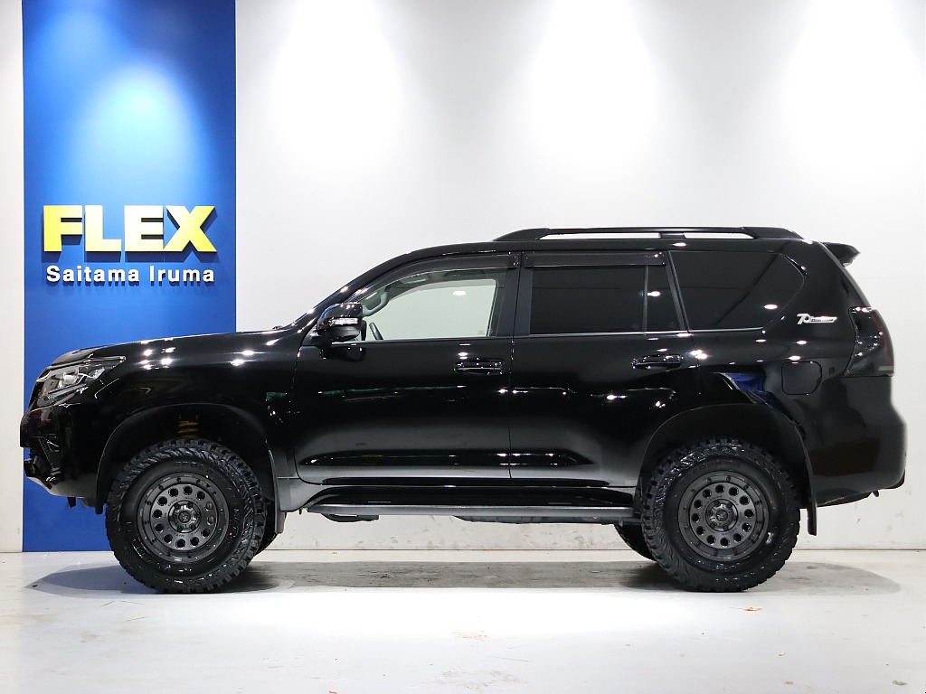 サイドステップで乗り降り楽チン！