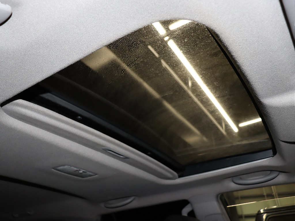 サンルーフ装備！